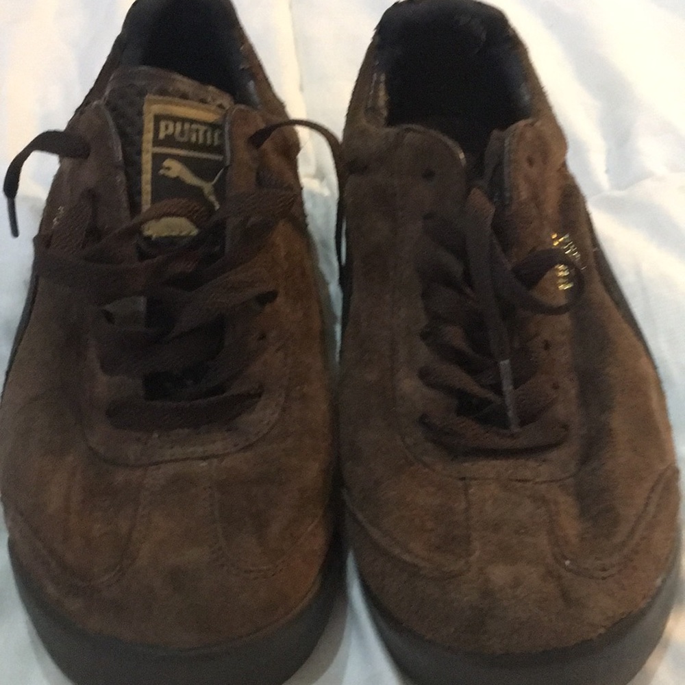 Puma low top suede shoes